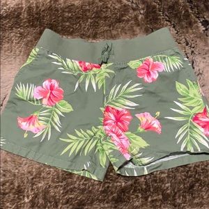 Hawaiian shorts
